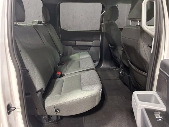 2025 Oxford White Ford F-150 XLT 4X4 Truck