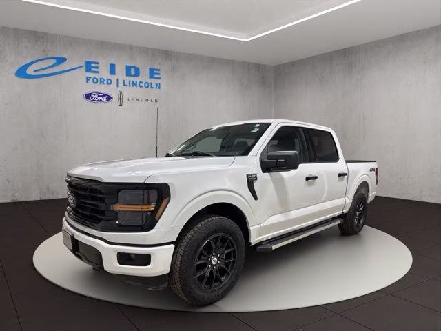 2025 Oxford White Ford F-150 XLT 4X4 Truck