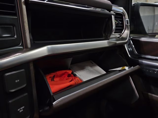 2024 Agate Black Metallic Ford F-150 King Ranch 4X4 Truck