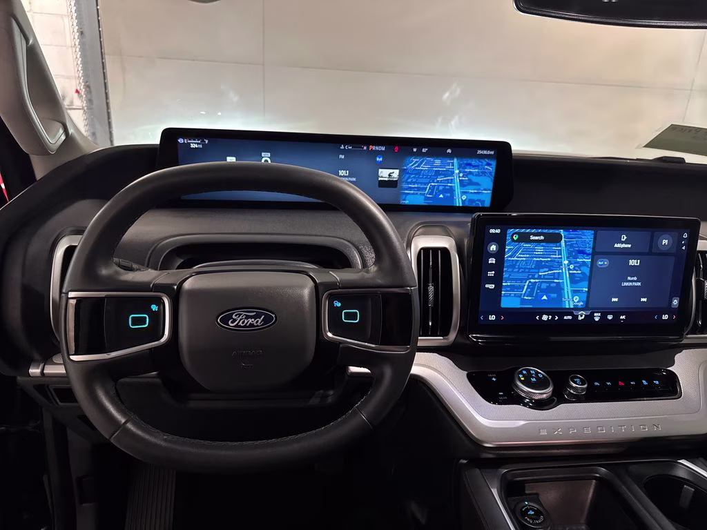 2025 Agate Black Metallic Ford Expedition Max Active RWD SUV
