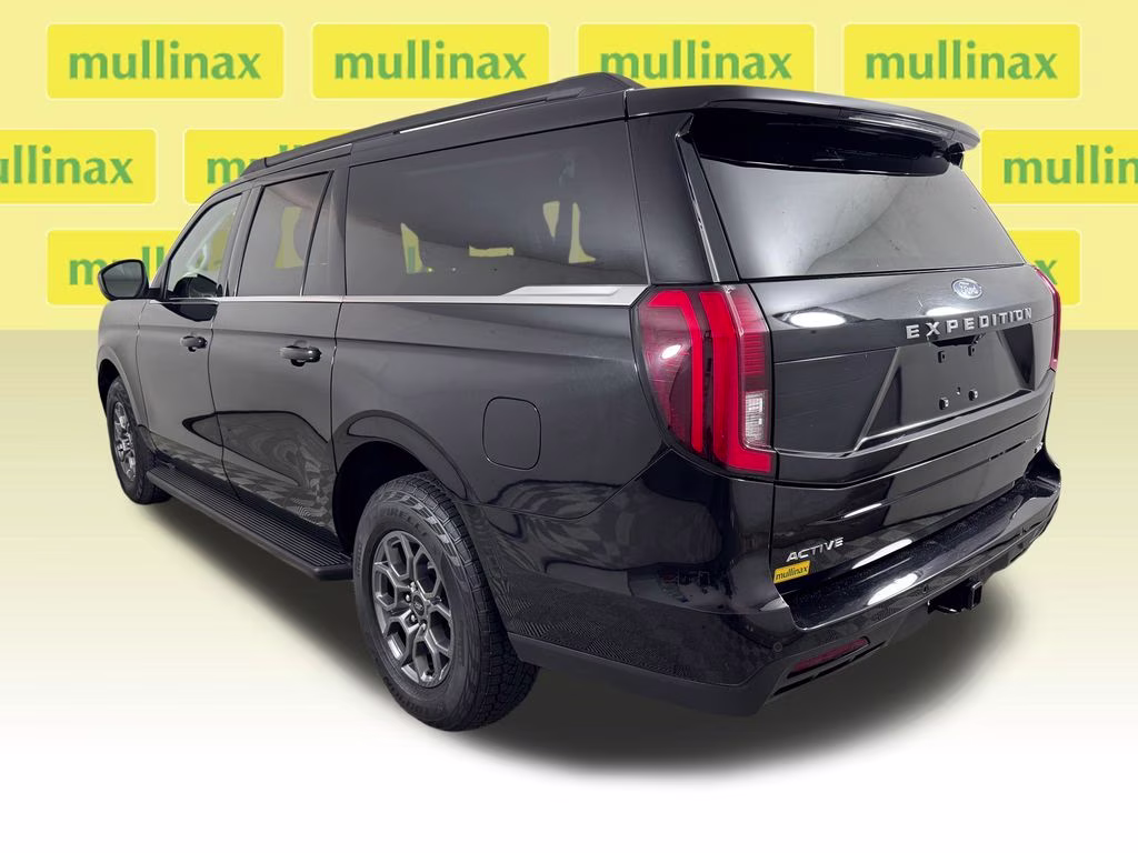 2025 Agate Black Metallic Ford Expedition Max Active RWD SUV