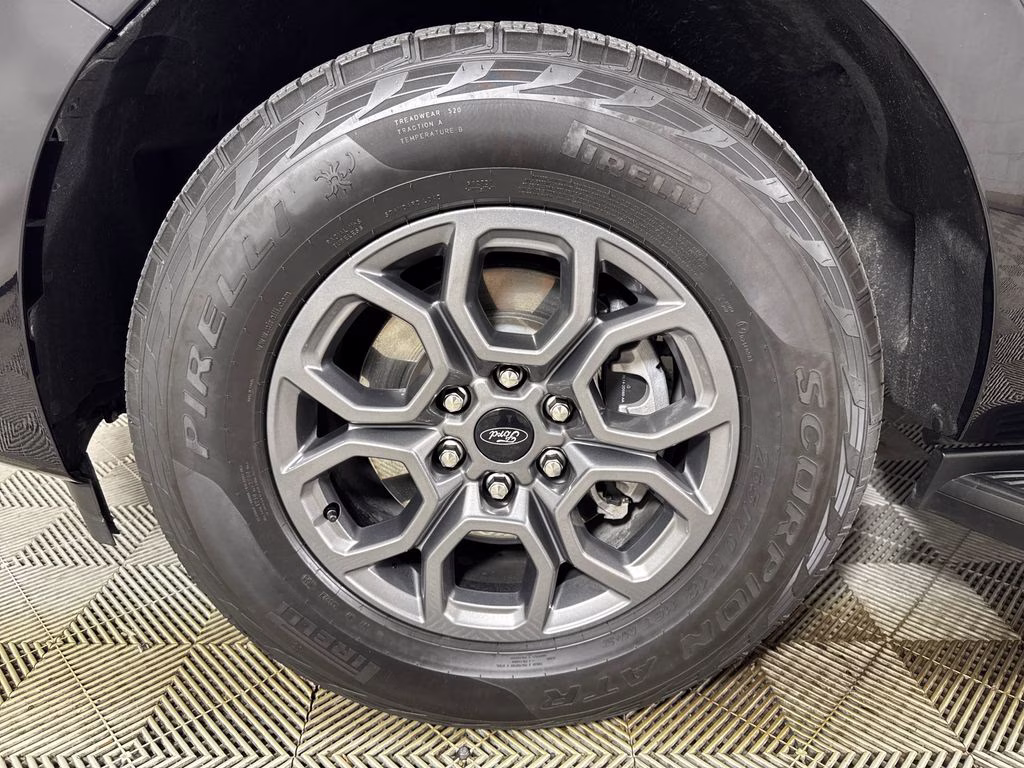 2025 Agate Black Metallic Ford Expedition Max Active RWD SUV