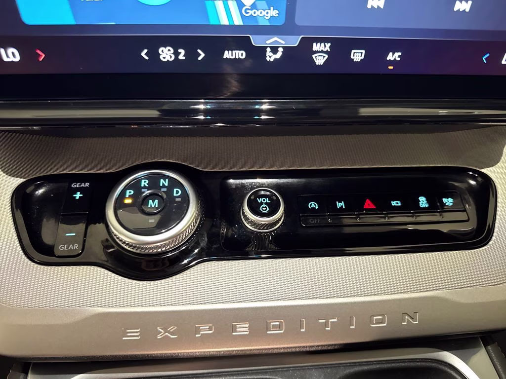 2025 Agate Black Metallic Ford Expedition Max Active RWD SUV
