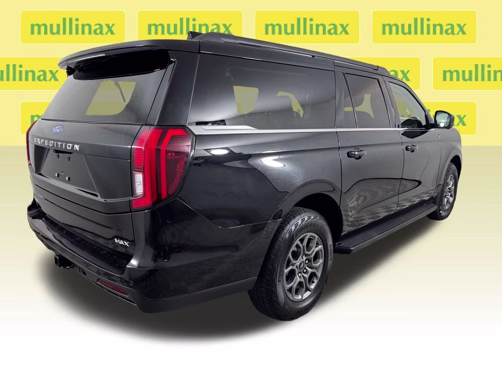 2025 Agate Black Metallic Ford Expedition Max Active RWD SUV