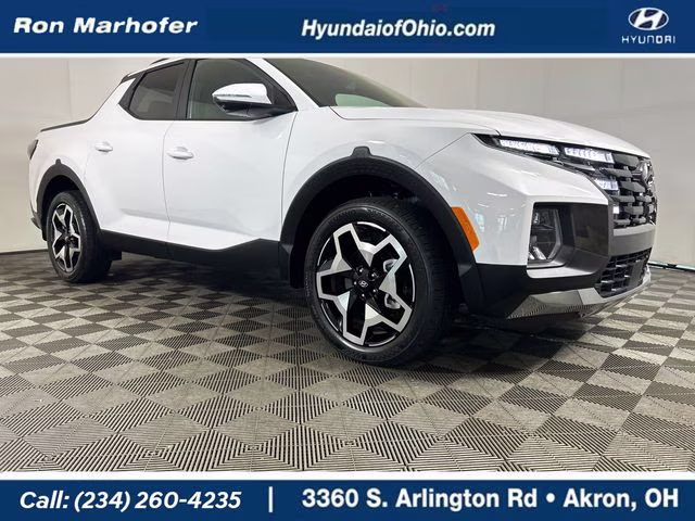 2024 white Hyundai Santa Cruz Limited AWD Truck