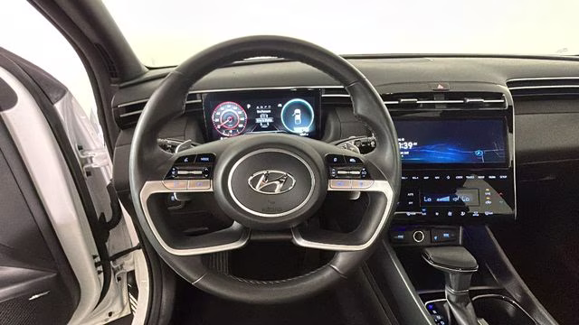 2024 white Hyundai Santa Cruz Limited AWD Truck