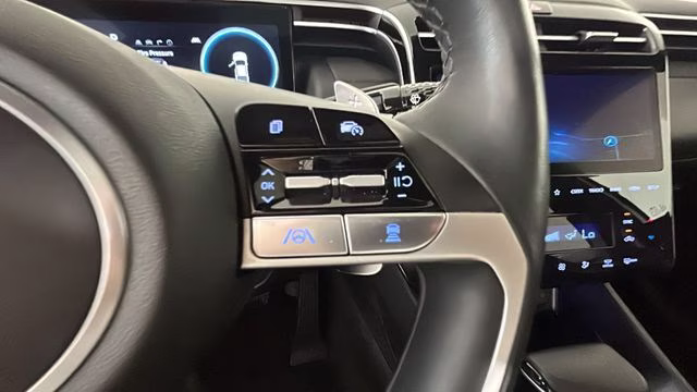 2024 white Hyundai Santa Cruz Limited AWD Truck