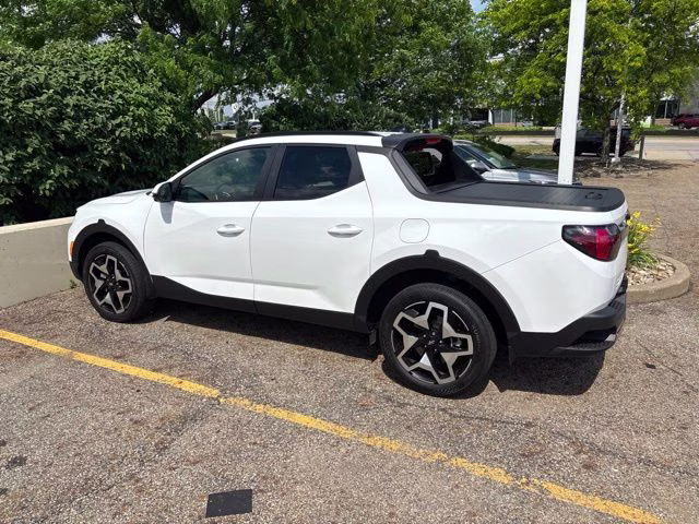 2024 white Hyundai Santa Cruz Limited AWD Truck