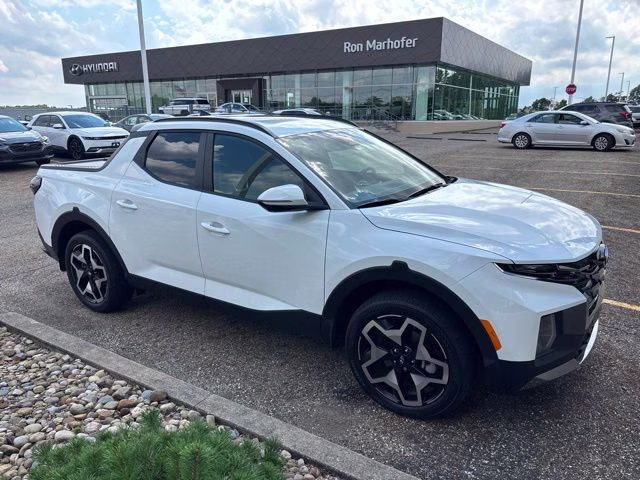 2024 white Hyundai Santa Cruz Limited AWD Truck
