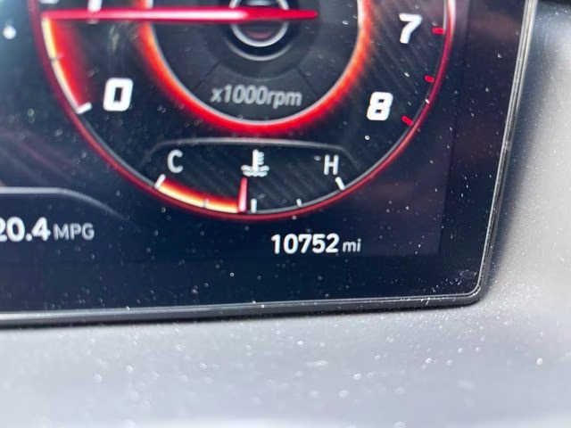 2024 white Hyundai Santa Cruz Limited AWD Truck