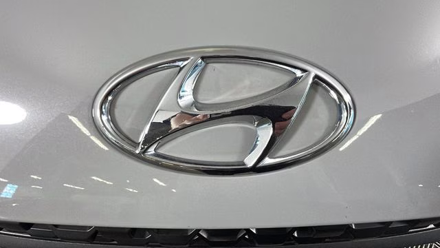 2023 Cyber Silver Hyundai Kona SEL AWD SUV