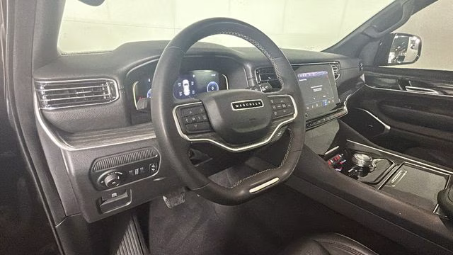 2022 Diamond Black Crystal Pearlcoat Jeep Wagoneer Series II 4X4 SUV