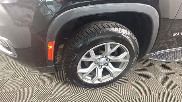 2022 Diamond Black Crystal Pearlcoat Jeep Wagoneer Series II 4X4 SUV