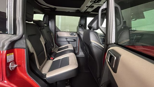 2024 Chili Pepper Red Ford Bronco Wildtrak 4X4 SUV