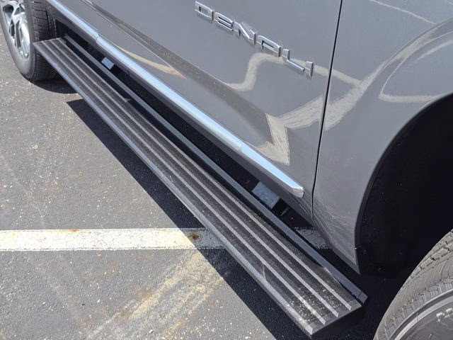 2026 Sterling Metallic GMC Yukon Denali 4X4 SUV