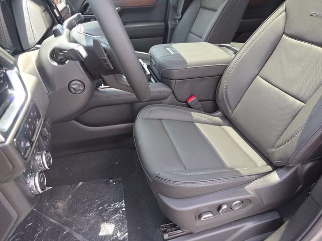 2026 Sterling Metallic GMC Yukon Denali 4X4 SUV