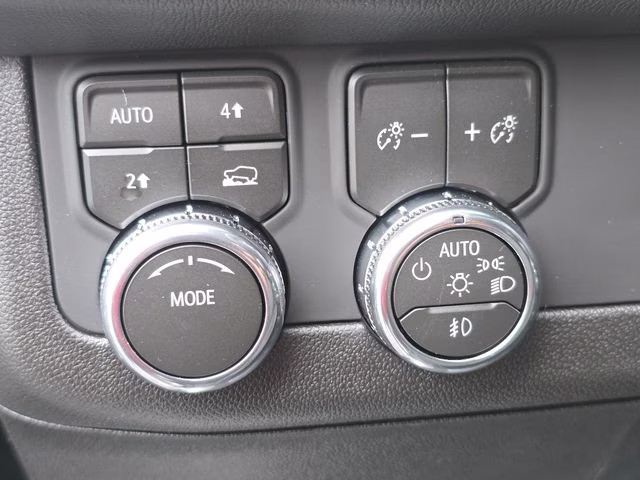 2026 Onyx Black GMC Yukon XL Denali 4X4 SUV