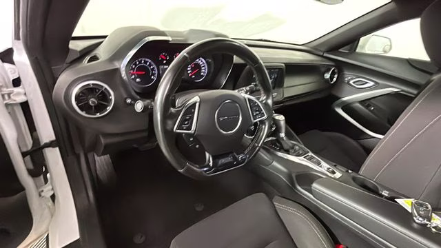 2017 Summit White Chevrolet Camaro 1LT RWD Coupe