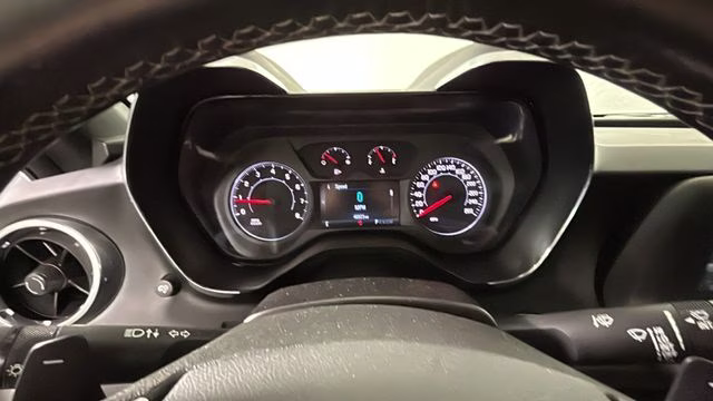 2017 Summit White Chevrolet Camaro 1LT RWD Coupe
