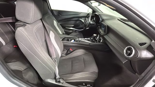 2017 Summit White Chevrolet Camaro 1LT RWD Coupe
