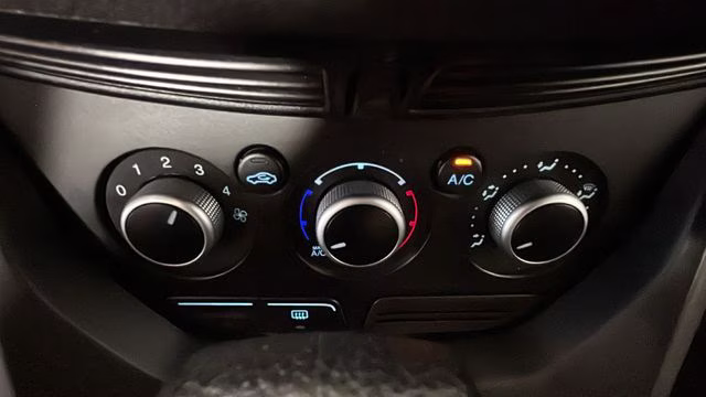 2014 Blue Ford Escape S FWD SUV