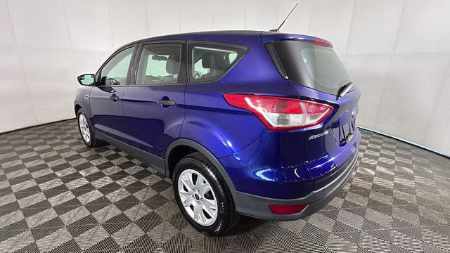 2014 Blue Ford Escape S FWD SUV