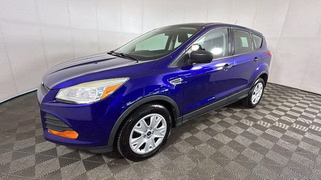 2014 Blue Ford Escape S FWD SUV