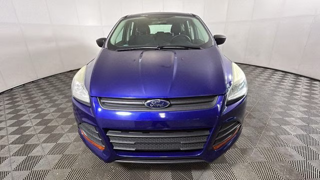 2014 Blue Ford Escape S FWD SUV