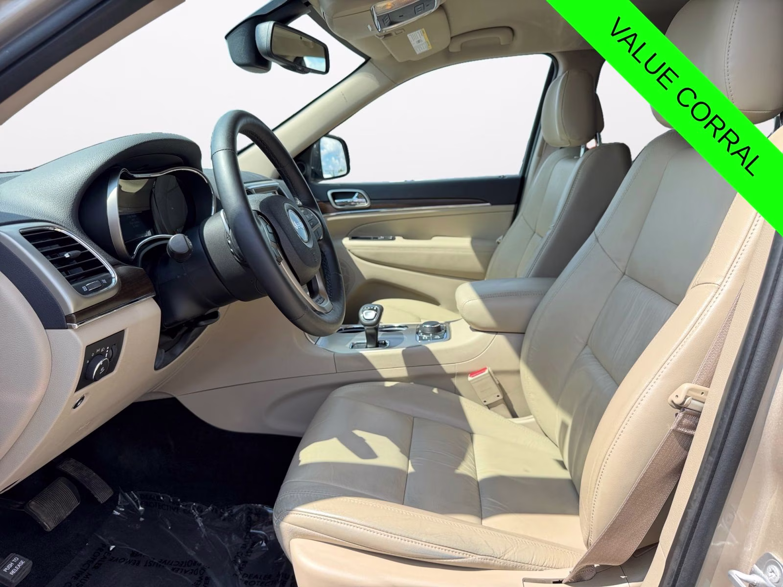 2015 Cashmere Pearlcoat Jeep Grand Cherokee Limited 4X4 SUV