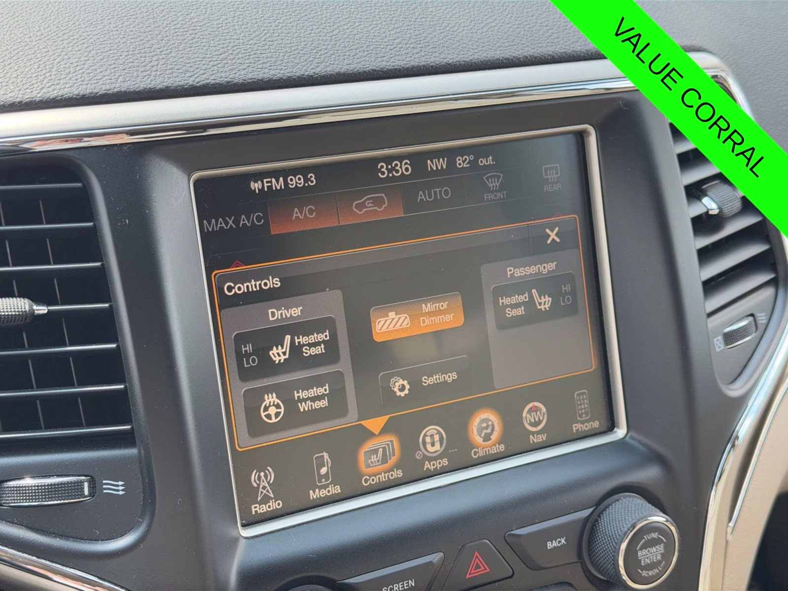 2015 Cashmere Pearlcoat Jeep Grand Cherokee Limited 4X4 SUV