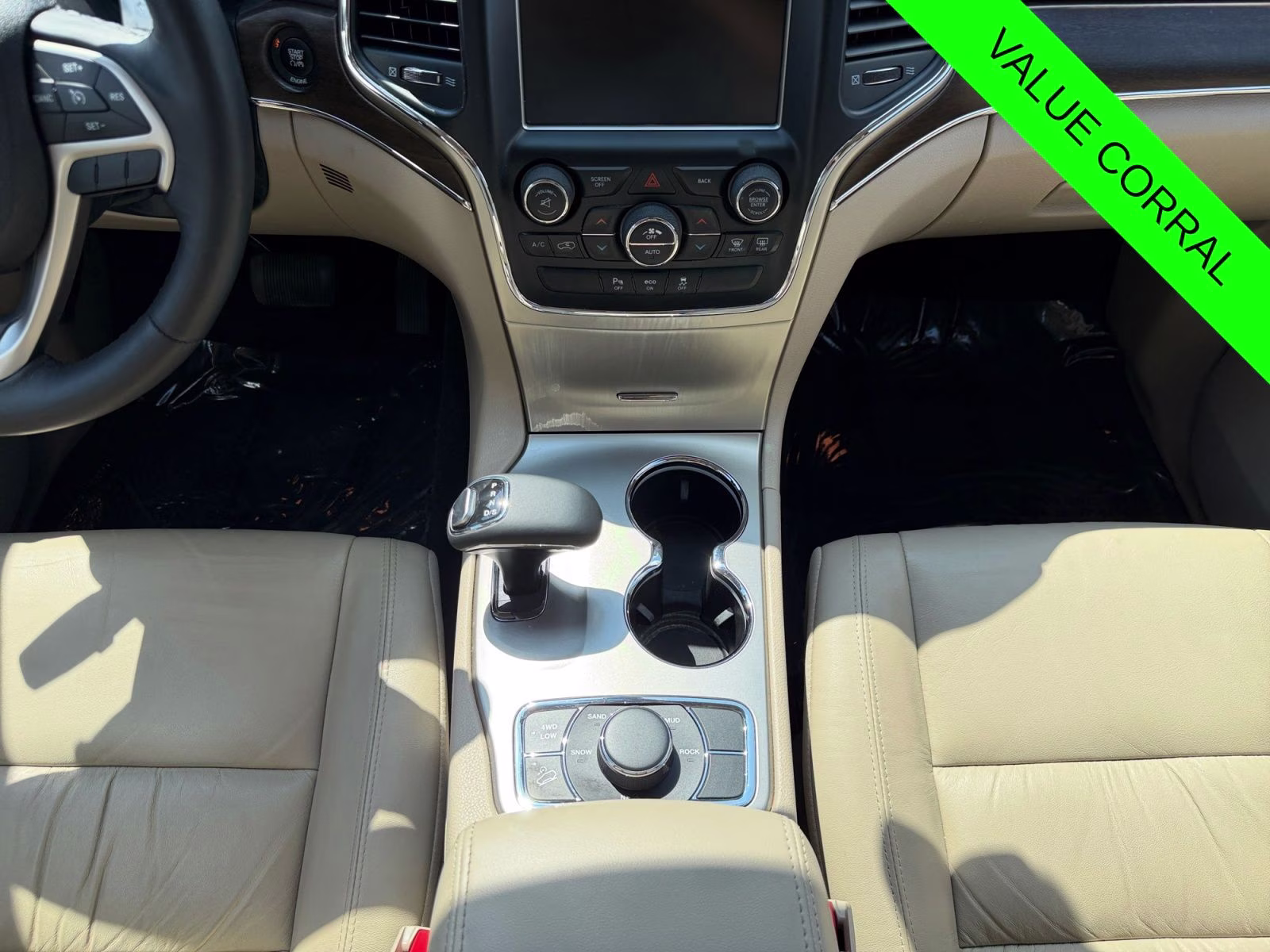 2015 Cashmere Pearlcoat Jeep Grand Cherokee Limited 4X4 SUV