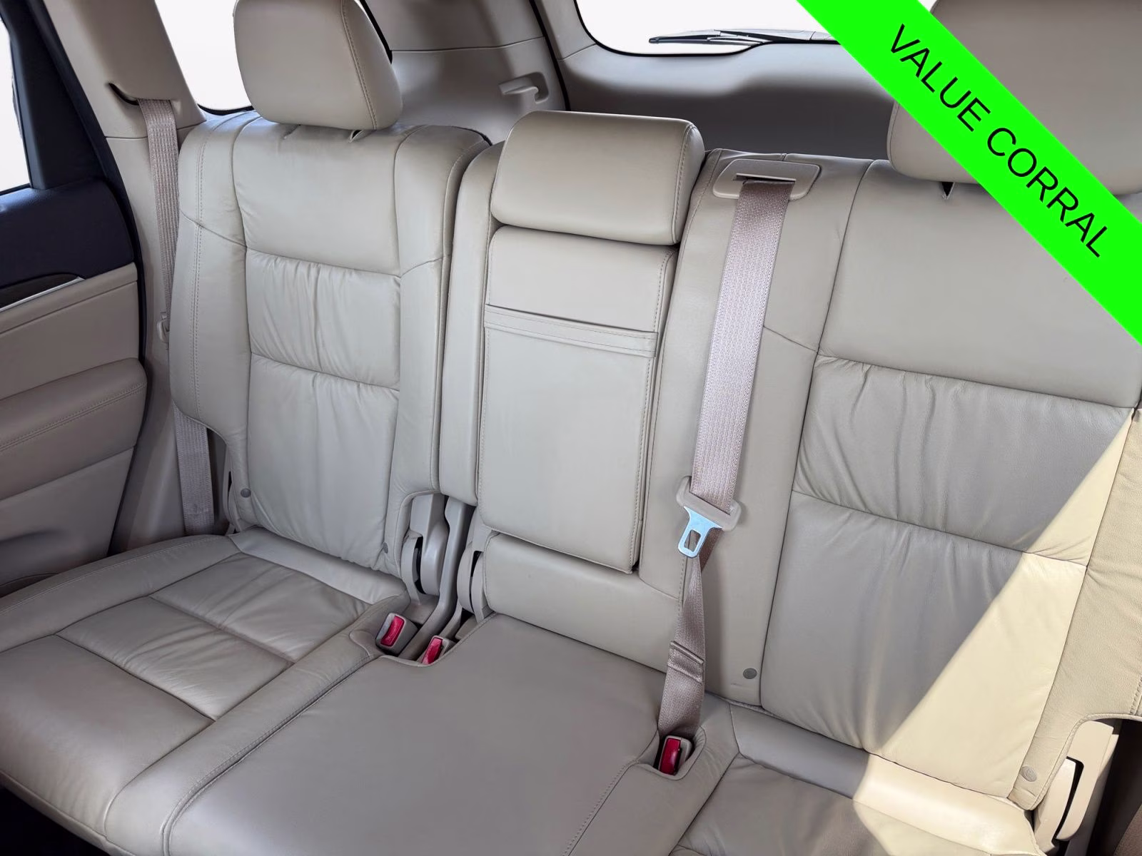 2015 Cashmere Pearlcoat Jeep Grand Cherokee Limited 4X4 SUV