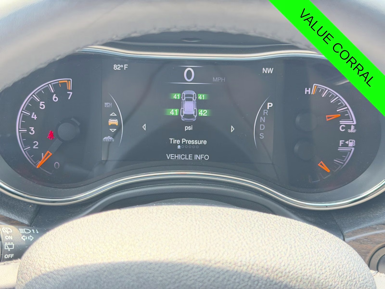 2015 Cashmere Pearlcoat Jeep Grand Cherokee Limited 4X4 SUV
