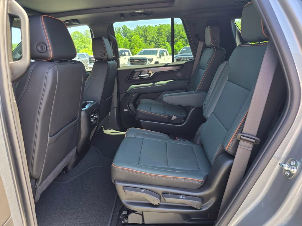 2026 Sterling Metallic GMC Yukon AT4 4X4 SUV