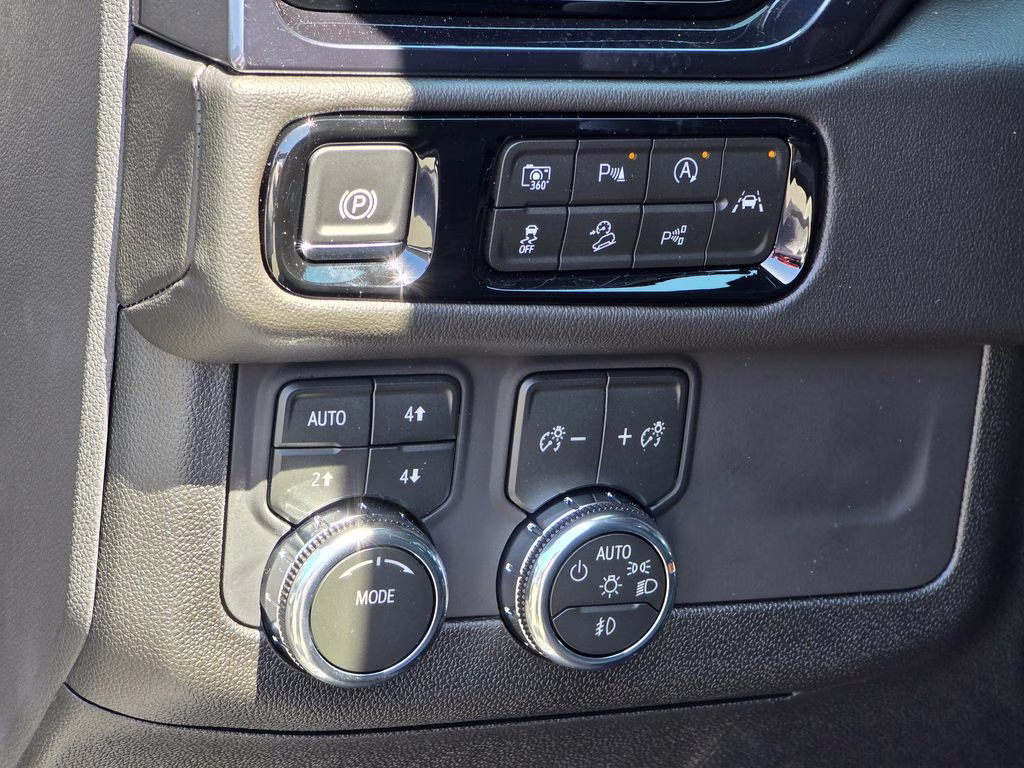 2026 Sterling Metallic GMC Yukon AT4 4X4 SUV