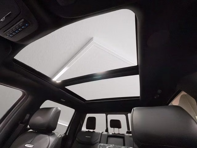2026 Avalanche Ford Super Duty F-350 SRW Platinum 4X4 Truck