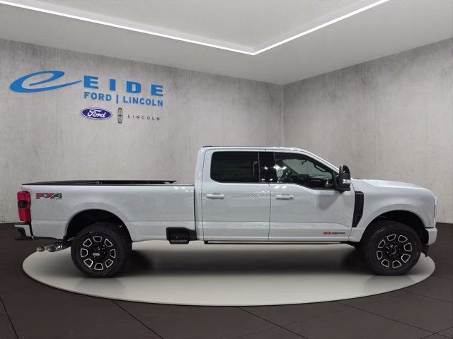 2026 Avalanche Ford Super Duty F-350 SRW Platinum 4X4 Truck