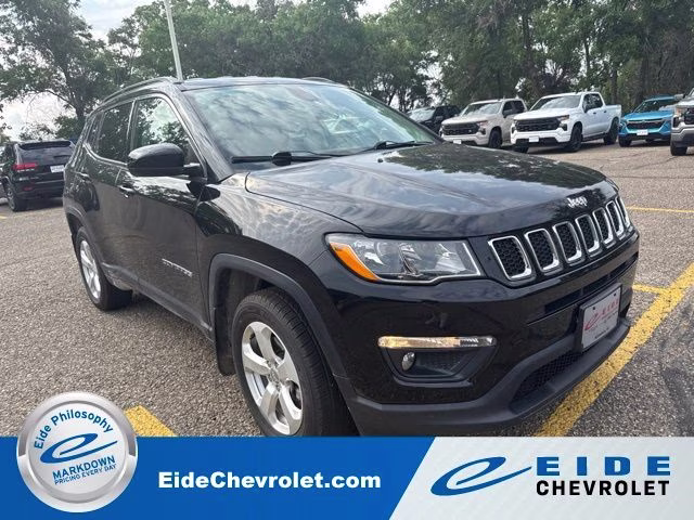 2019 Diamond Black Crystal Pearlcoat Jeep Compass Latitude 4X4 SUV