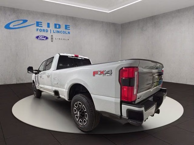 2026 Avalanche Ford Super Duty F-350 SRW Platinum 4X4 Truck