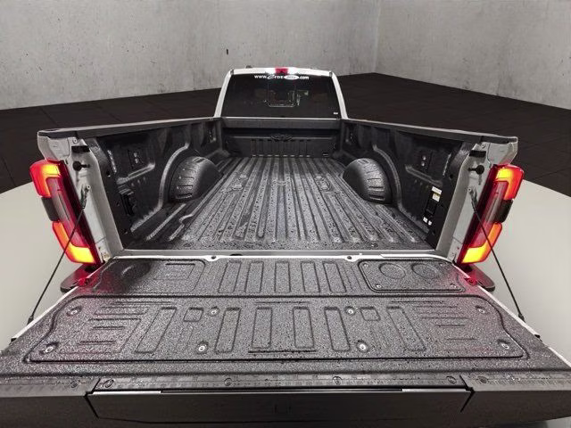 2026 Avalanche Ford Super Duty F-350 SRW Platinum 4X4 Truck