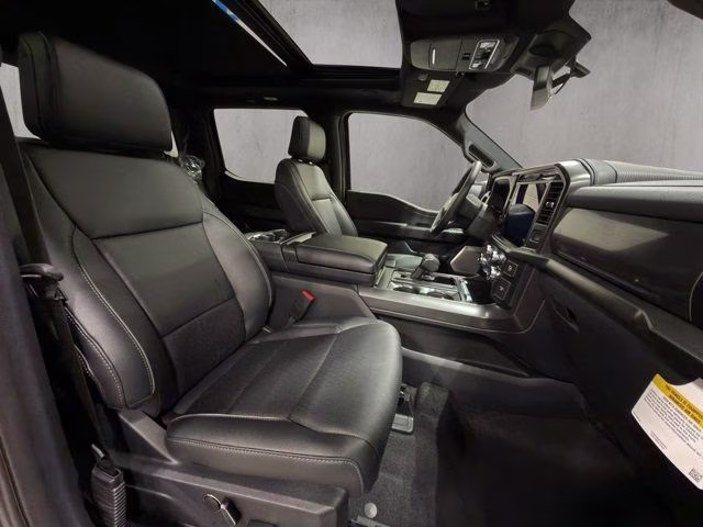 2026 Star White Metallic TC Ford F-150 Lariat Black Appearance 4X4 Truck