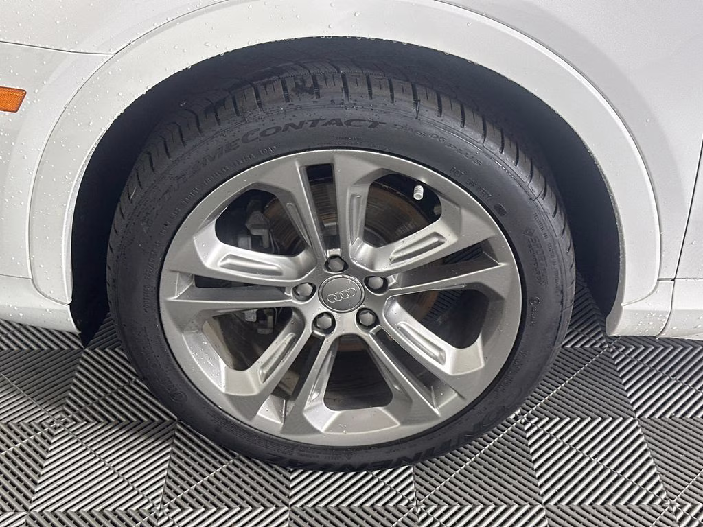 2016 Glacier White Metallic Audi Q3 2.0T Prestige AWD SUV