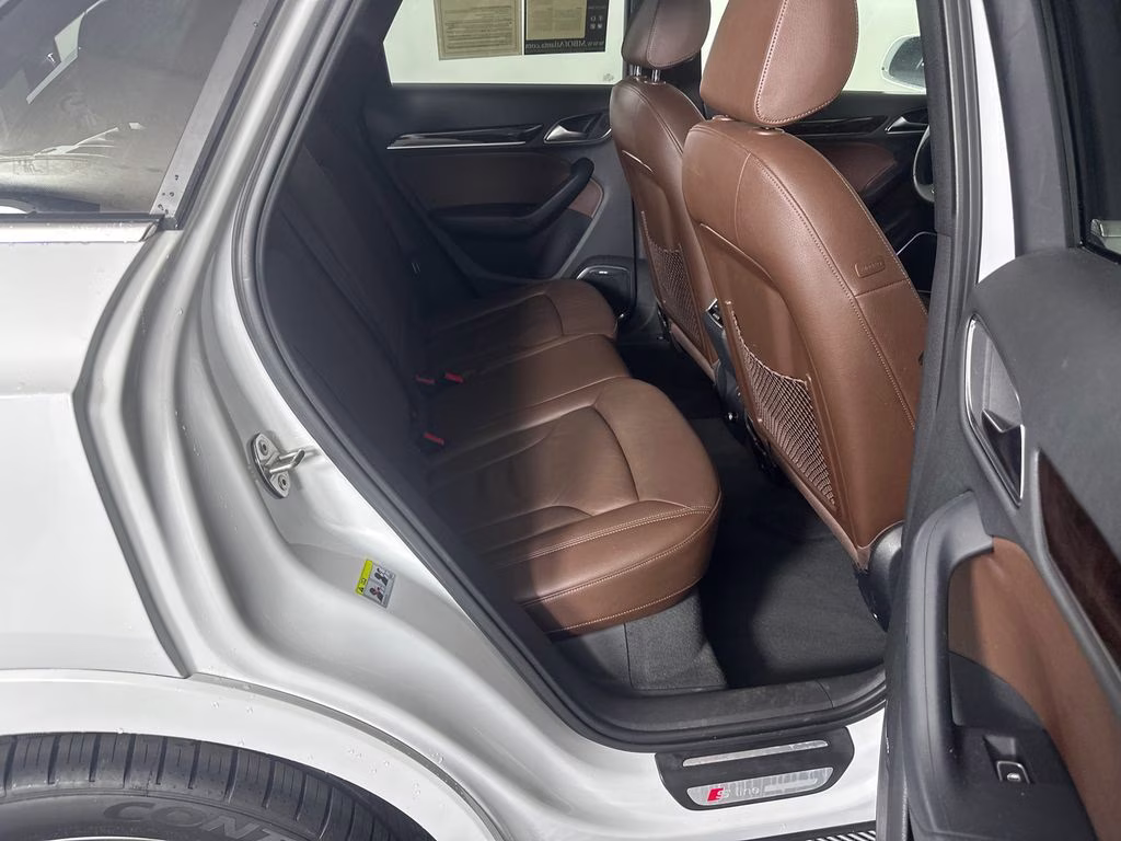 2016 Glacier White Metallic Audi Q3 2.0T Prestige AWD SUV