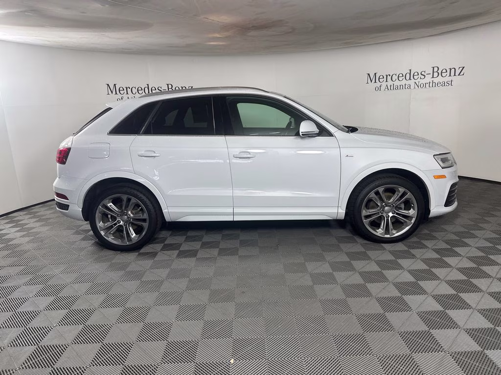 2016 Glacier White Metallic Audi Q3 2.0T Prestige AWD SUV