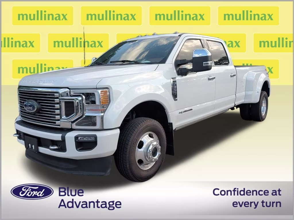 2022 Star White Metallic Tri-Coat Ford Super Duty F-350 DRW Platinum 4X4 Truck