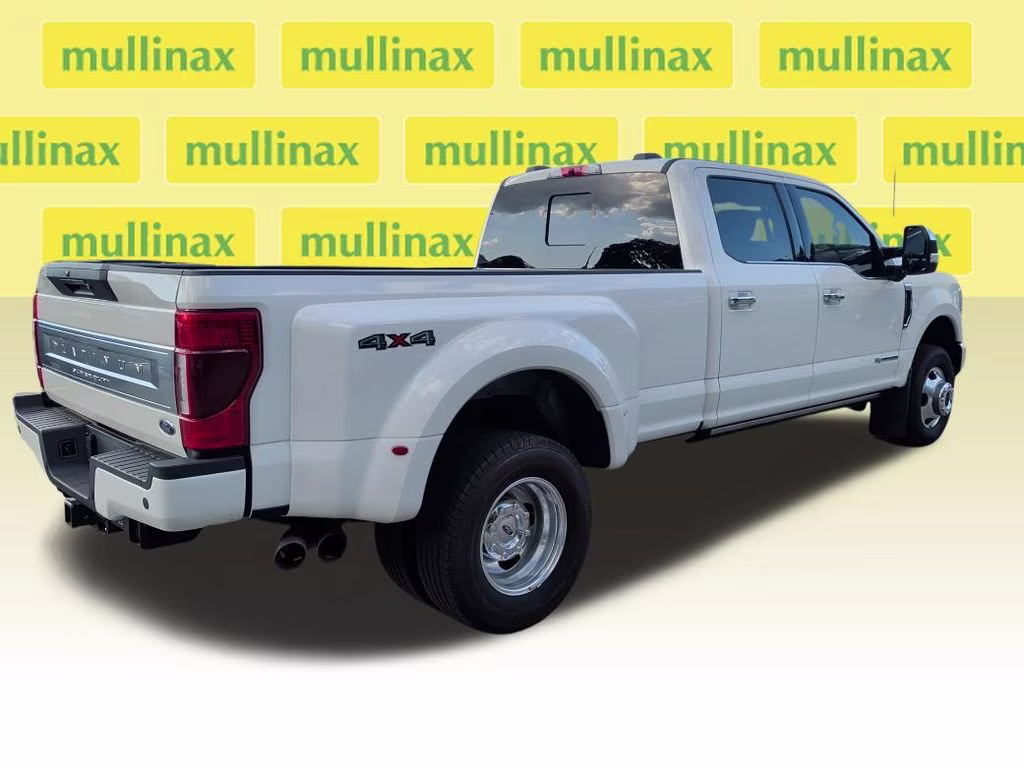 2022 Star White Metallic Tri-Coat Ford Super Duty F-350 DRW Platinum 4X4 Truck