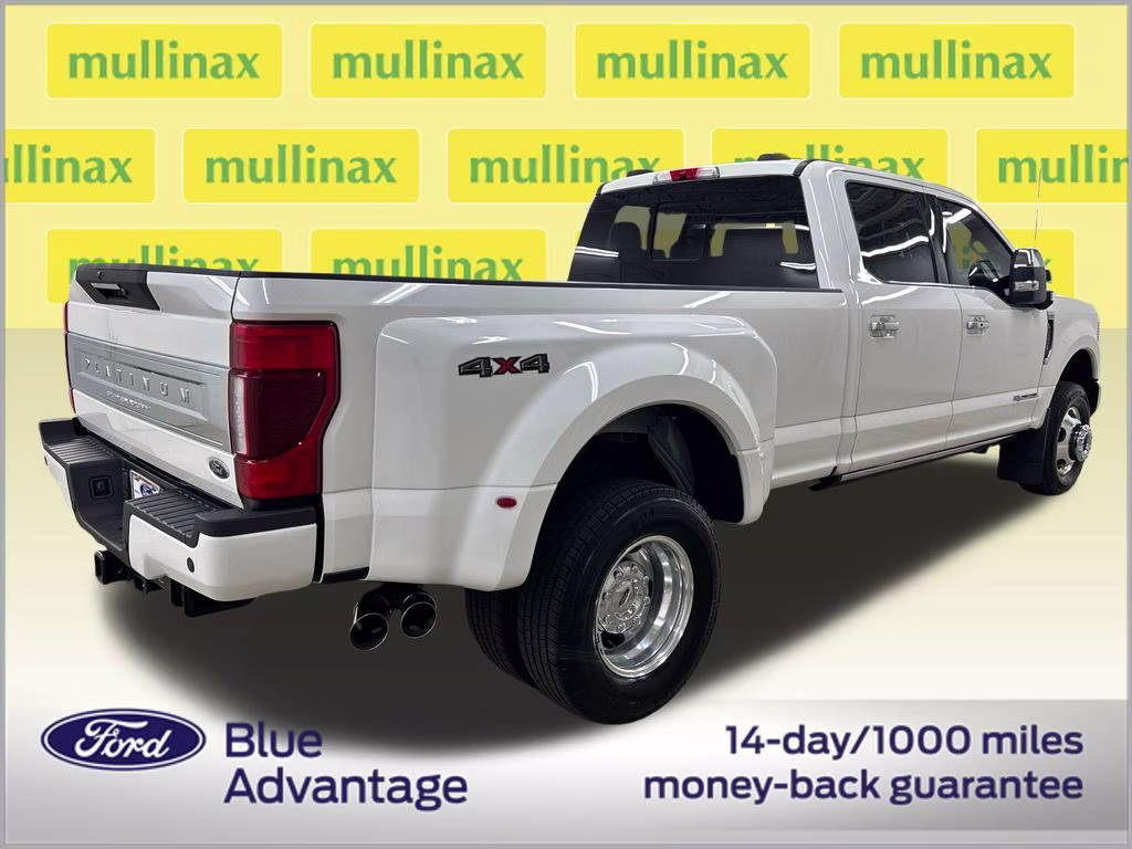 2022 White Metallic Ford Super Duty F-350 DRW Platinum 4X4 Truck