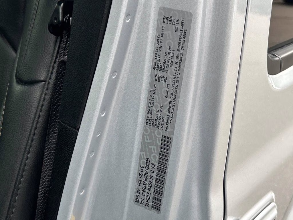 2024 Silver Zynith Clearcoat Jeep Wrangler Sahara 4xe 4X4 SUV