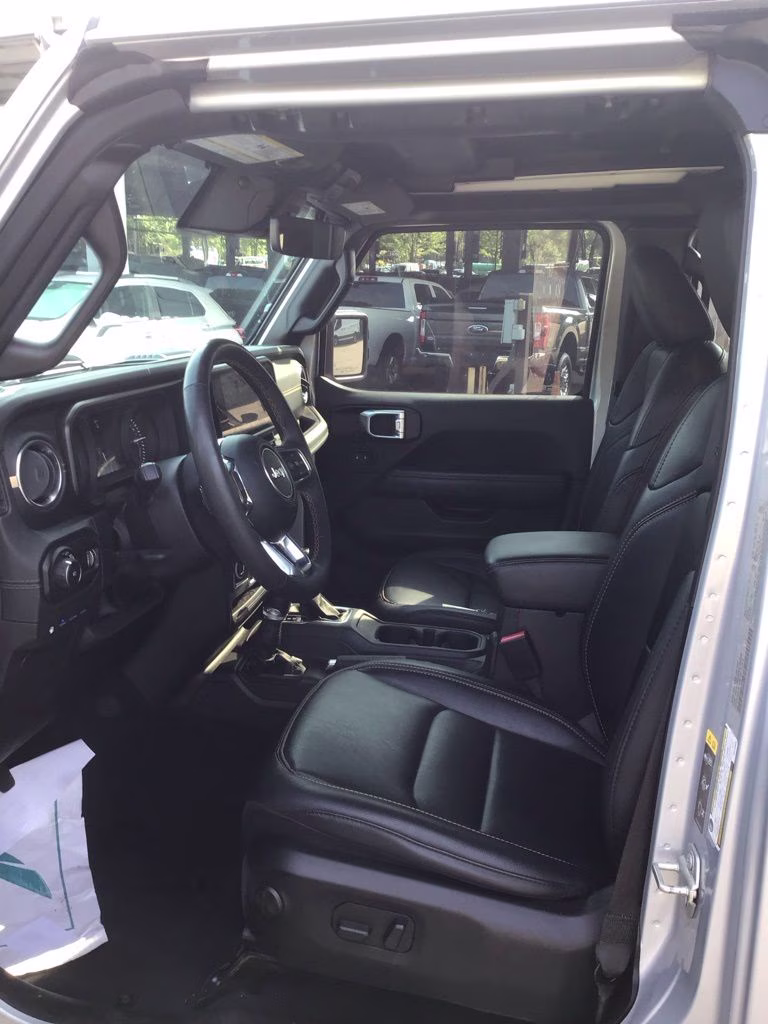 2024 Silver Zynith Clearcoat Jeep Wrangler Sahara 4xe 4X4 SUV