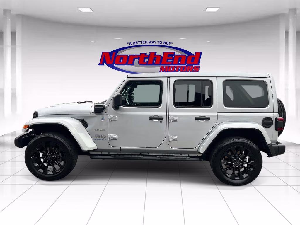2024 Silver Zynith Clearcoat Jeep Wrangler Sahara 4xe 4X4 SUV